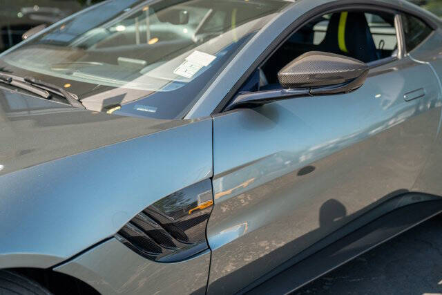 2020 Aston Martin Vantage 42