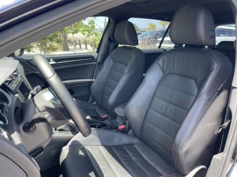 2015 Volkswagen Golf GTI S