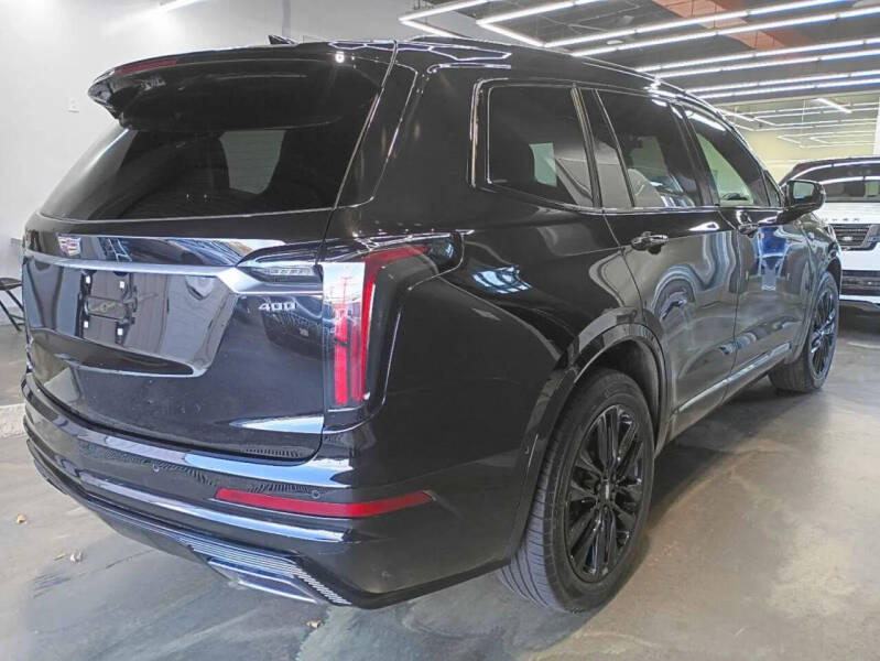 2023 Cadillac XT6 Sport