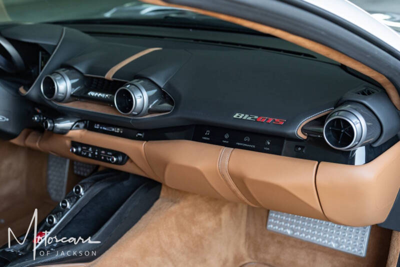 2022 Ferrari 812 GTS