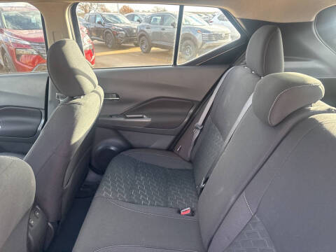 2023 Nissan Kicks SV