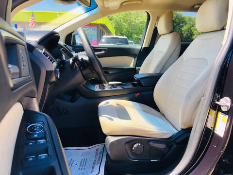 2019 Ford Edge SE