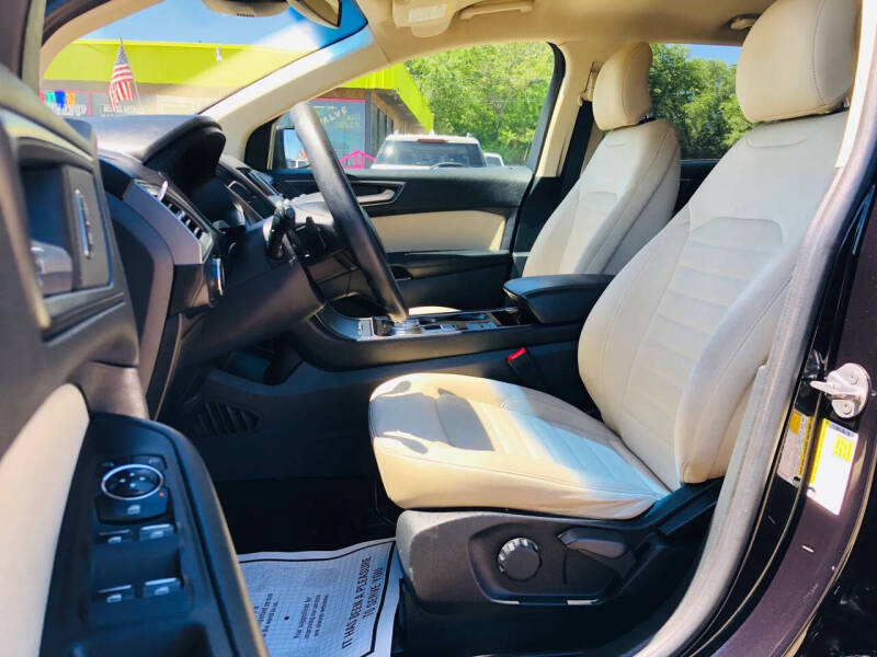 2019 Ford Edge SE