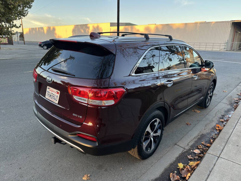 2016 Kia Sorento EX V6