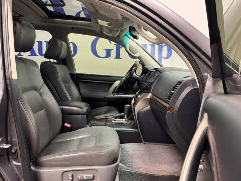 2011 Toyota Land Cruiser