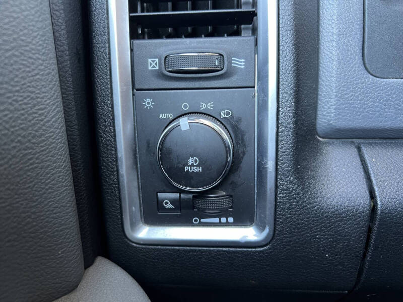 2016 RAM 1500 Big Horn