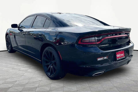 2016 Dodge Charger SE