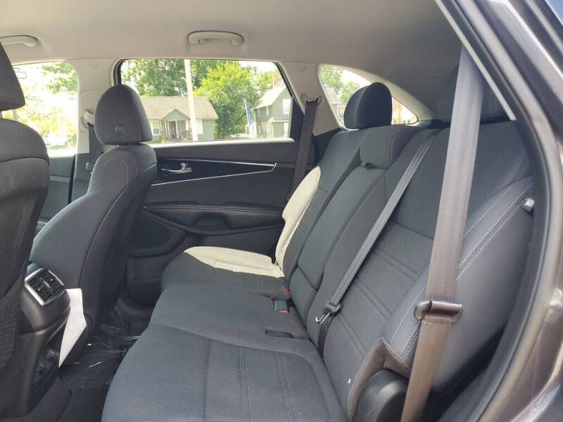 2019 Kia Sorento LX