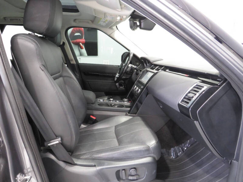 2018 Land Rover Discovery SE