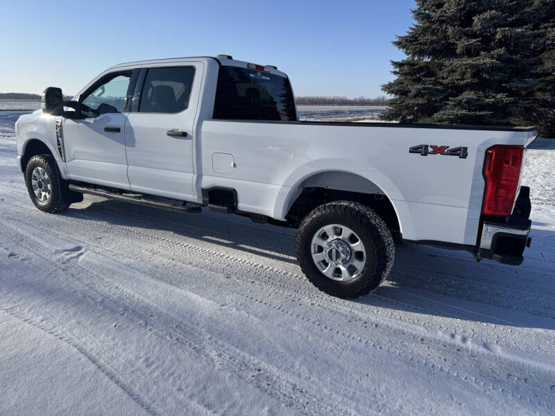 2023 Ford F-350 Super Duty XLT