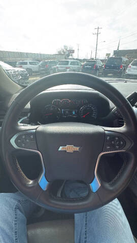 2017 Chevrolet Suburban LT