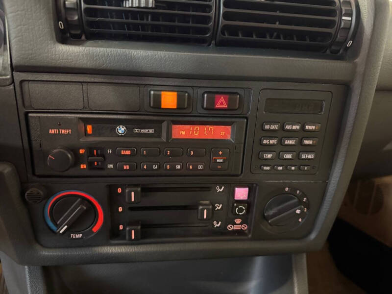 1990 BMW 3 Series 325i