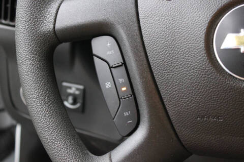 2025 Chevrolet Express 3500