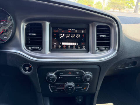 2020 Dodge Charger SXT