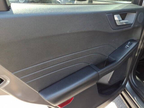 2022 Ford Escape Plug-In Hybrid Titanium