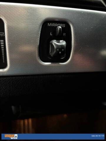 2005 Ford Thunderbird Deluxe