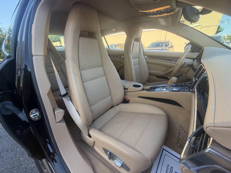 2012 Porsche Panamera
