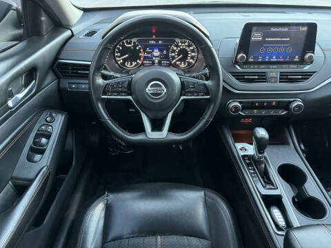 2021 Nissan Altima 2.5 SR