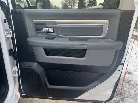 2016 RAM 1500 Big Horn