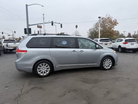 2014 Toyota Sienna Limited 7-Passenger