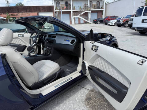 2011 Ford Mustang V6 Premium