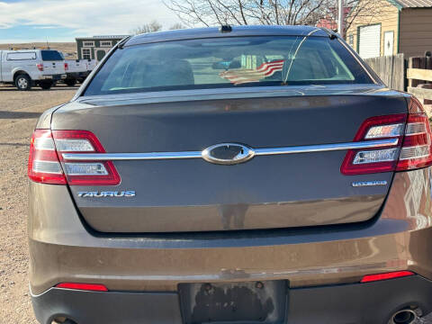 2016 Ford Taurus SE