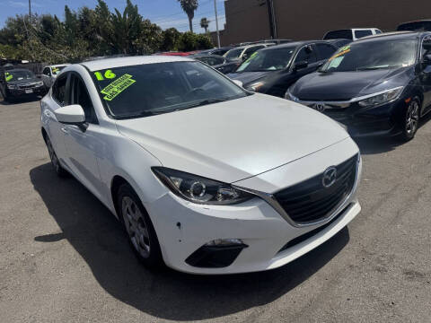 2016 Mazda MAZDA3 i Sport