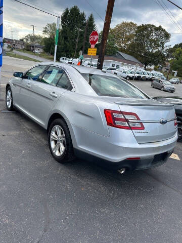 2013 Ford Taurus SEL