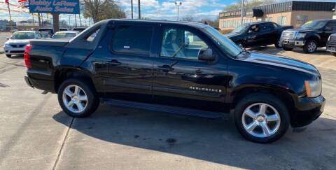 2007 Chevrolet Avalanche for sale at Bobby Lafleur Auto Sales in Lake Charles LA