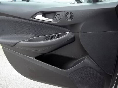 2017 Chevrolet Cruze LT Auto