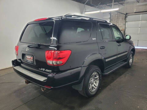 2005 Toyota Sequoia SR5