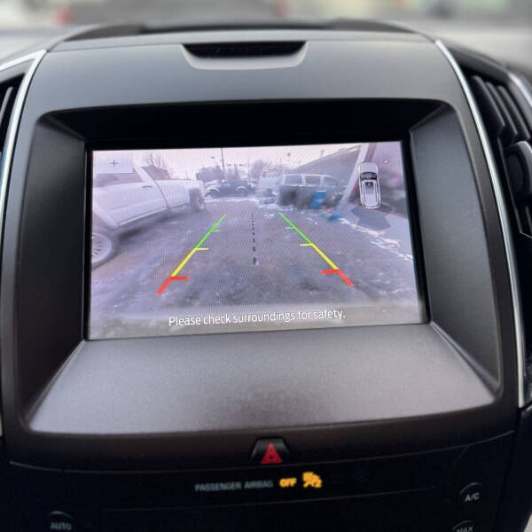 2020 Ford Edge Titanium