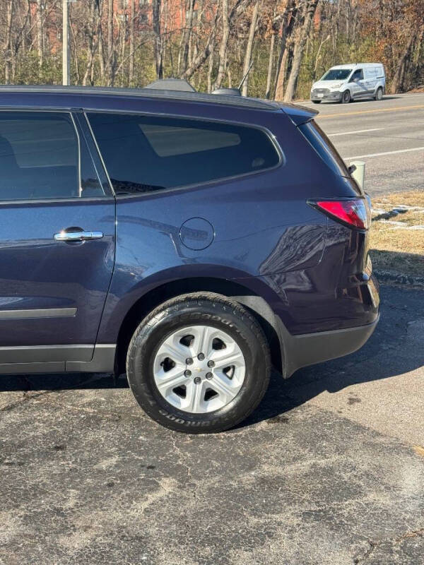 2017 Chevrolet Traverse LS