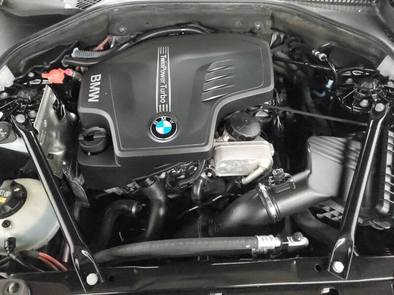 2015 BMW 5 Series 528i xDrive