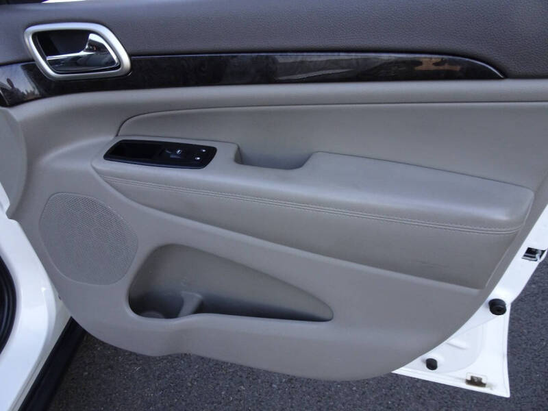 2011 Jeep Grand Cherokee Laredo X