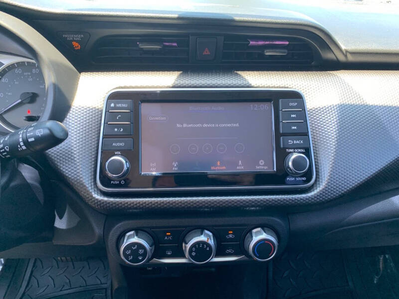 2020 Nissan Kicks S