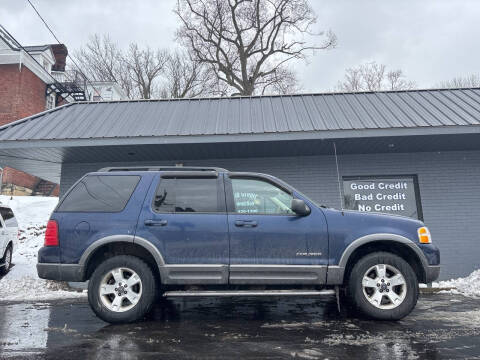 2004 Ford Explorer for sale at Auto Credit Connection LLC in Uniontown PA