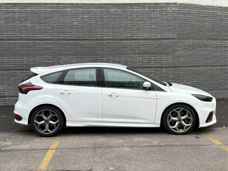 2017 Ford Focus ST