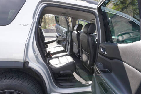 2017 GMC Acadia SLT-1