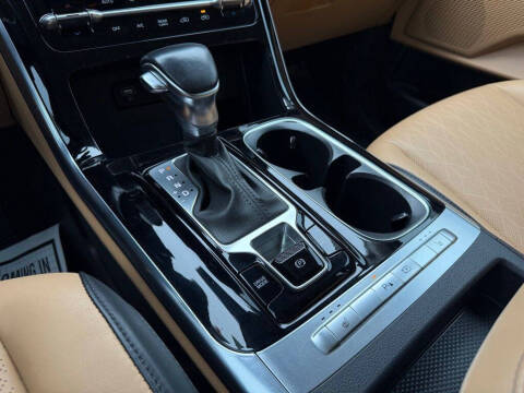 2023 Kia Carnival EX