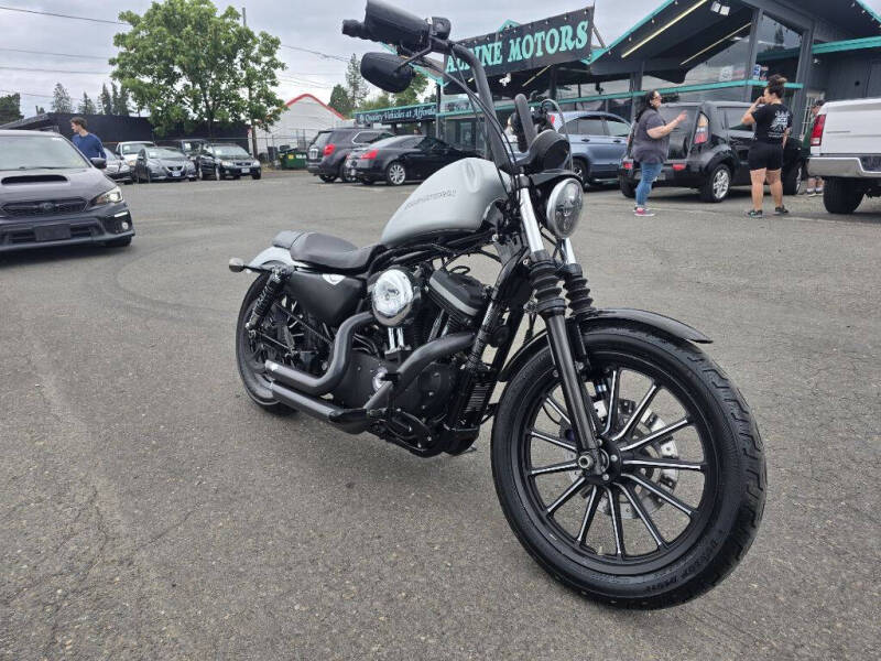 2010 Harley-Davidson XL883N