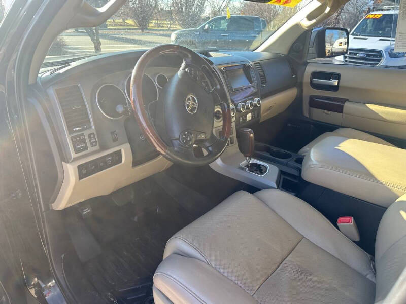 2012 Toyota Sequoia Platinum