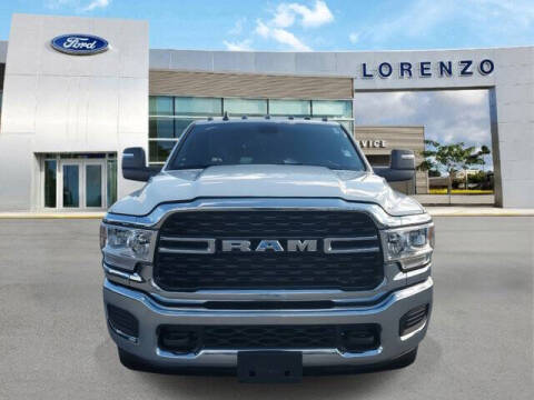 2024 RAM 3500 SLT