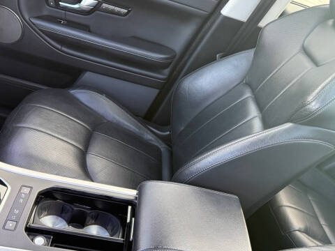 2017 Land Rover Range Rover Evoque SE Premium