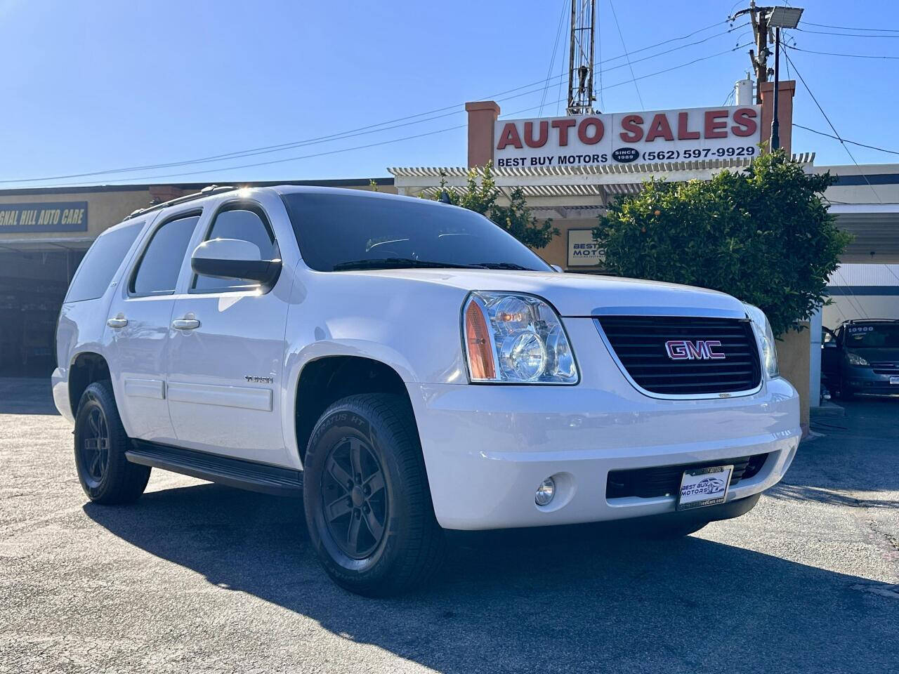 2013 GMC Yukon for sale at Best Buy Motors in Signal Hill, CA