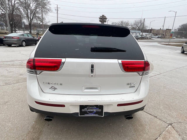 2015 Lincoln MKX for sale at Auto Connection in Waterloo, IA