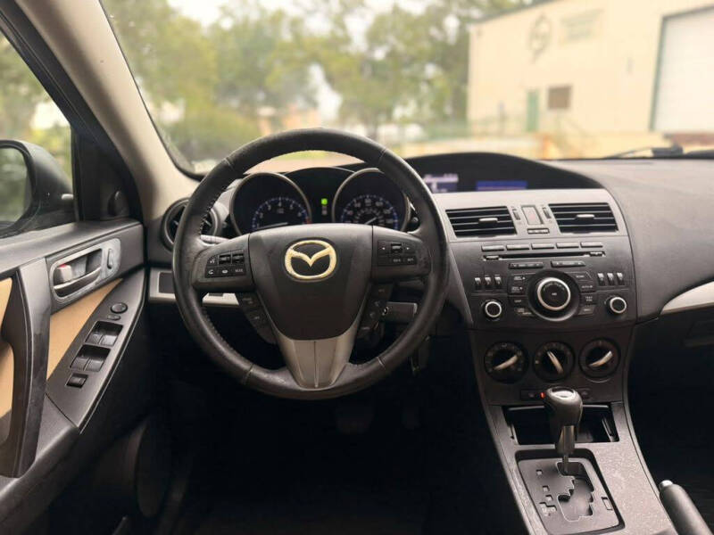 2012 Mazda MAZDA3 i Touring