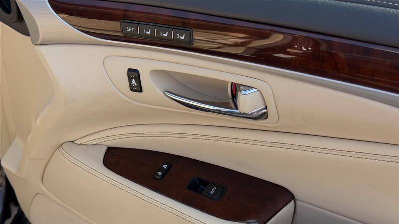 2016 Lexus LS 460