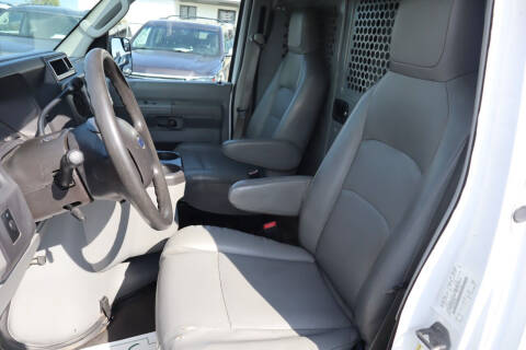 2011 Ford E-Series E-250