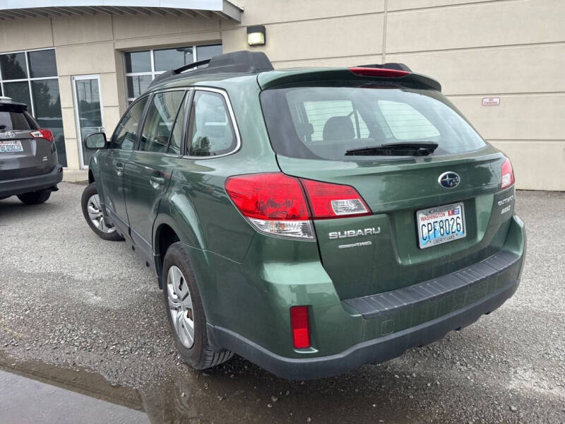 2013 Subaru Outback 2.5i